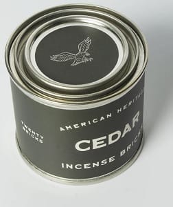 Briques d'encens de cèdre