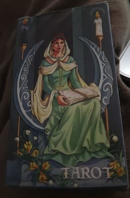 Jeu de Tarot en français, espagnol, allemand et anglais